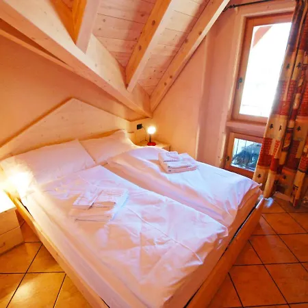 Locazione Turistica Bucaneve Apartmán